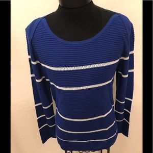 NEW PECK & PECK SZ L ROYAL BLUE TOP